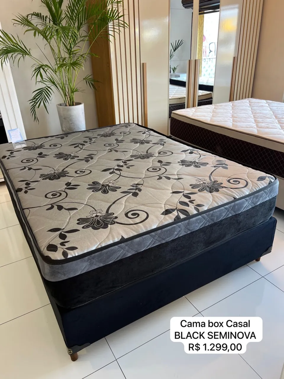 Cama Box Casal Black Seminova