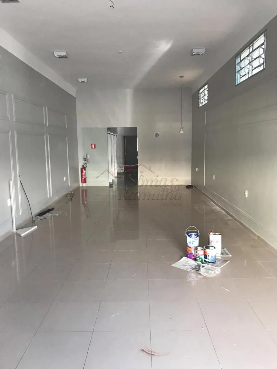 Salão Comercial para Locação e Venda no Bairro Centro, em Ribeirão Preto SP