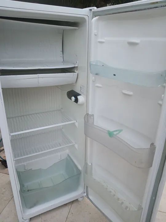 Geladeira cônsul Gelando ENTREGO  - Foto 5