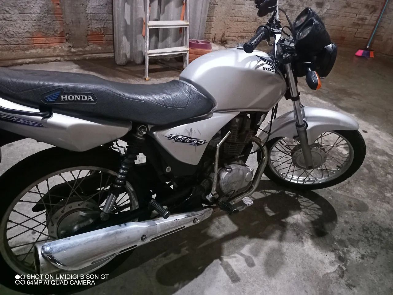 Honda Titan KS 150 - Foto 4