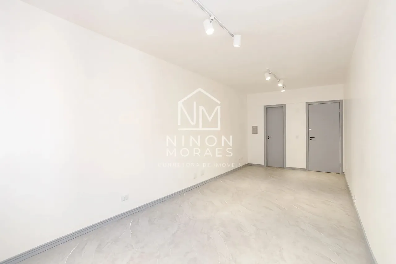 SALA COM 2 VAGAS, REFORMADA, NO BIGORRILHO EM LOCAL PRIVILEGIADO!!! CURITIBA/PR