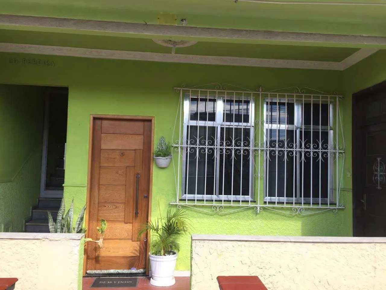 Excelente local junto a Intendente Magalhães. Próximo ao Colégio Pentágono. Creci 23852