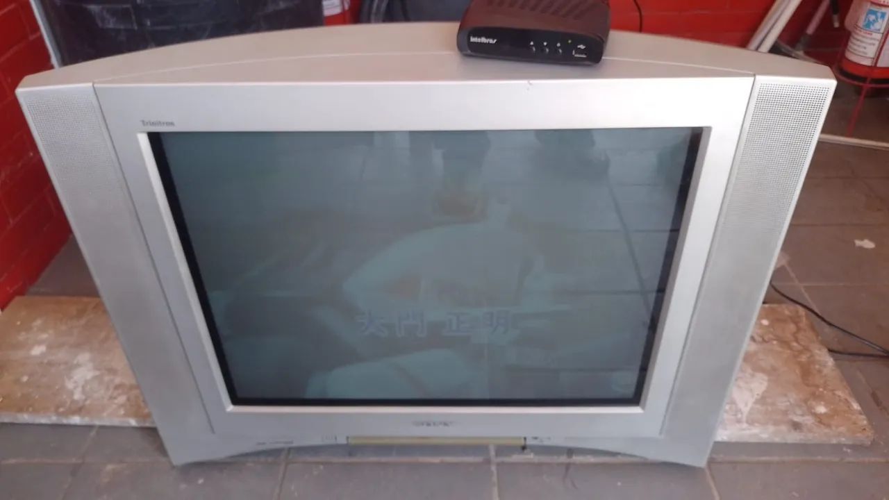 29-inch TV including digital converter.64418589249666121