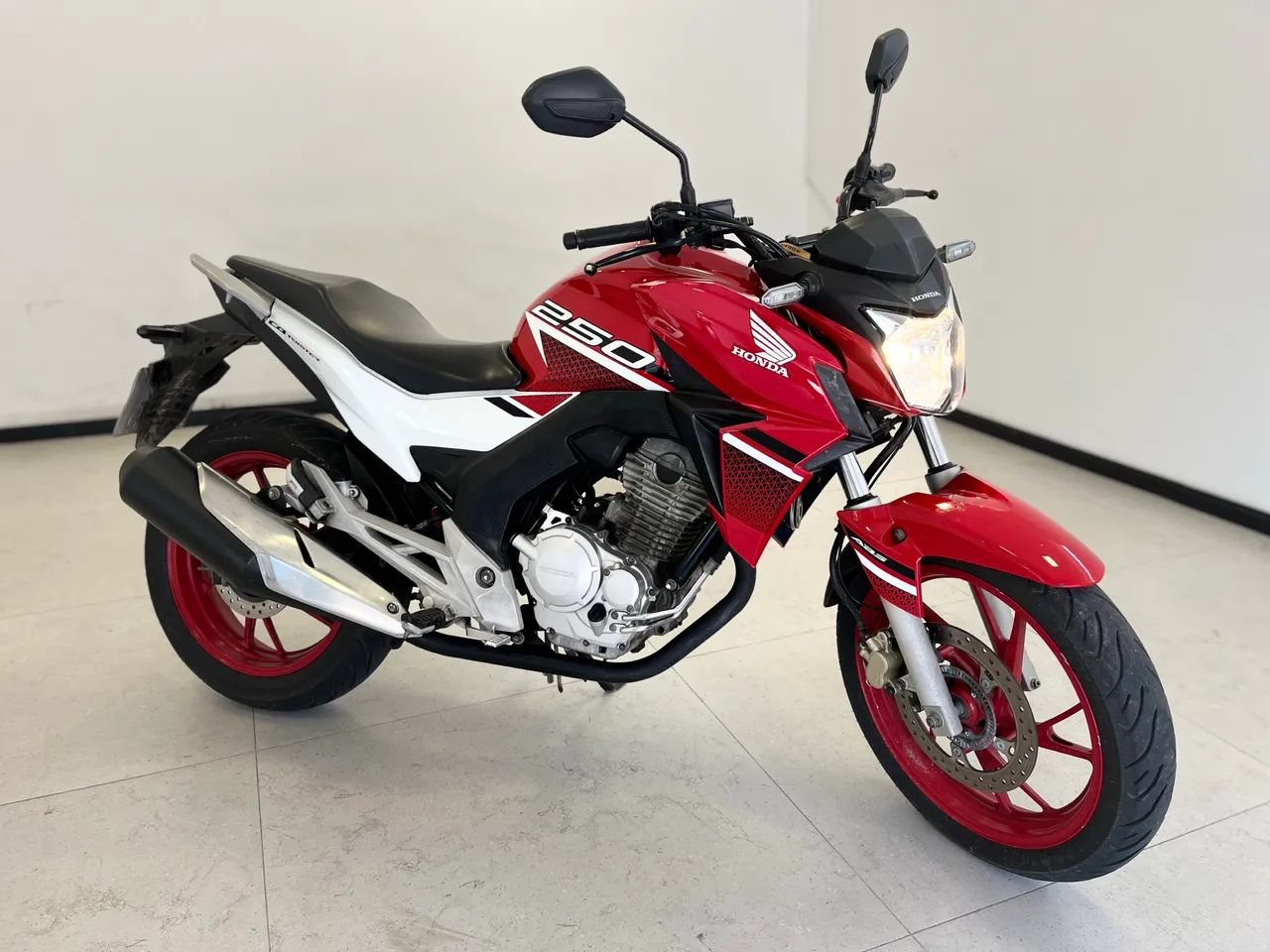 CB 250 TWISTER ABAIXO DA FIPE