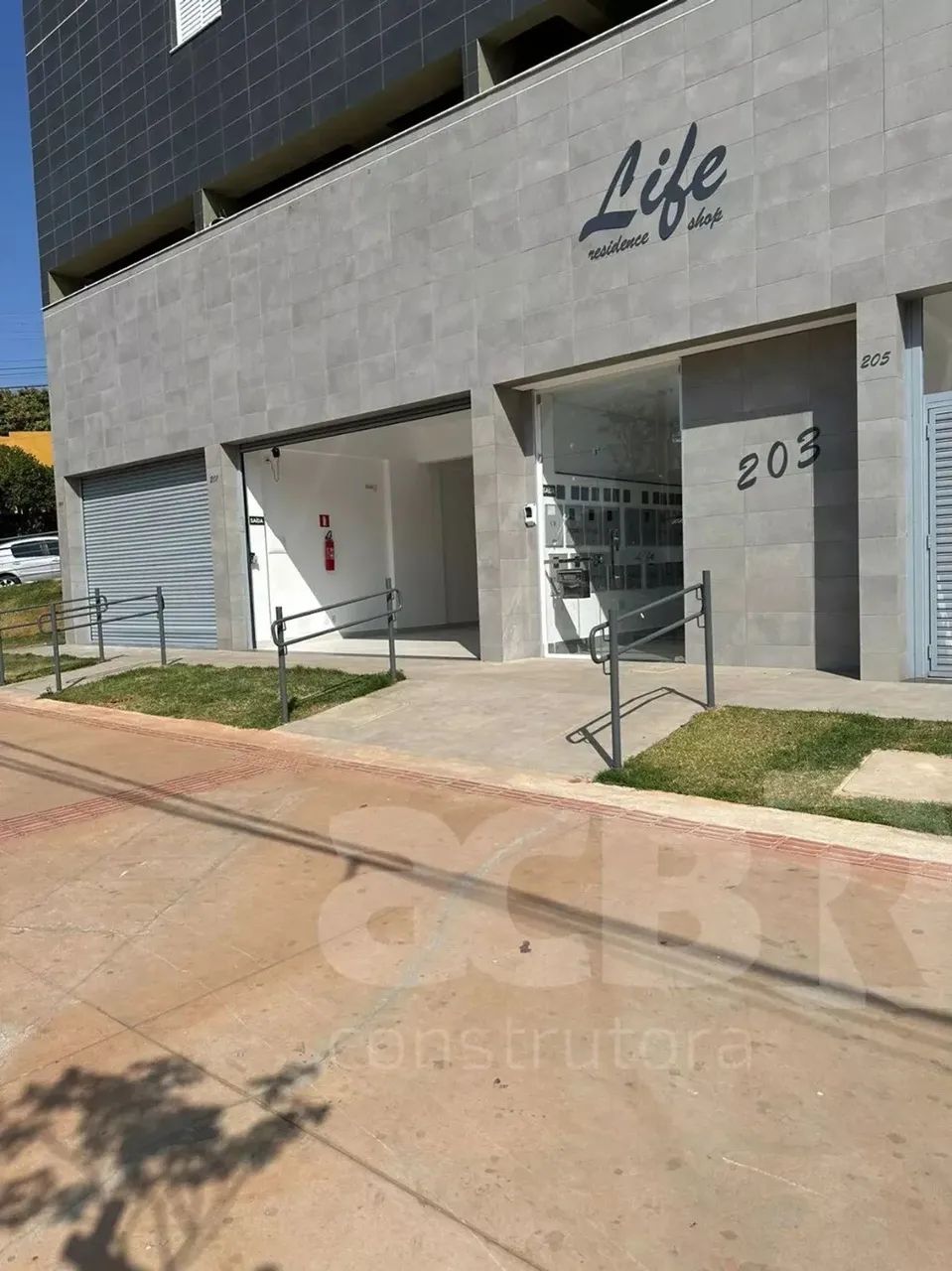 Loja Comercial com Fachada Moderna no Coração do Rio Branco! - Foto 2