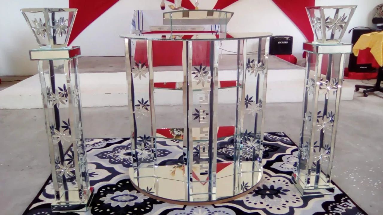 Lindos púlpitos de vidro decorado kit um púlpito e duas colunas 700 - Foto 4