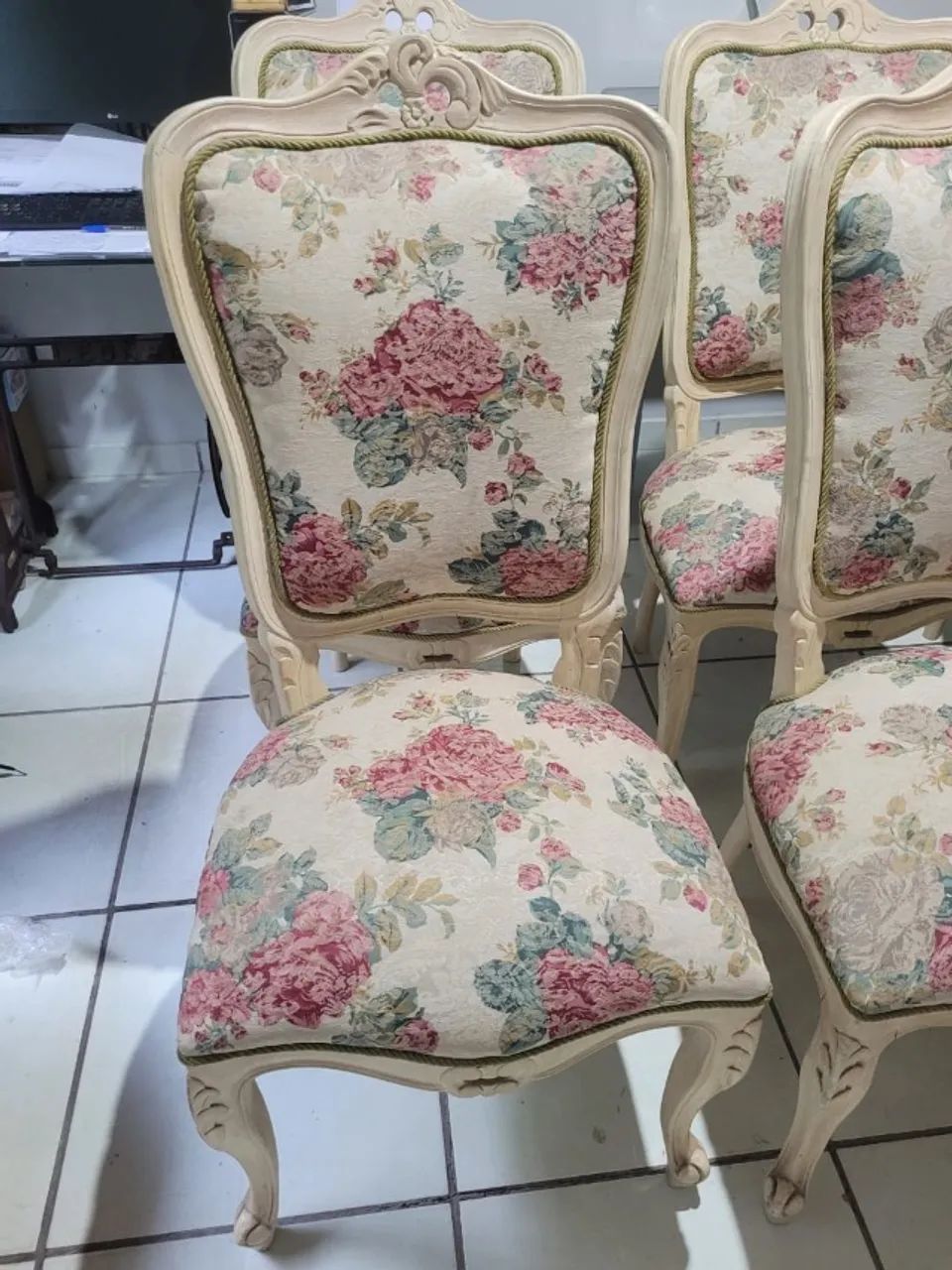 Conjunto de Poltronas Vitorianas - Foto 3