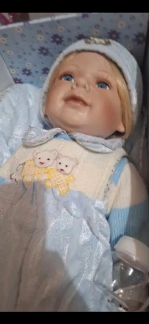  Boneca Bebê de porcelana 60 cm realista 