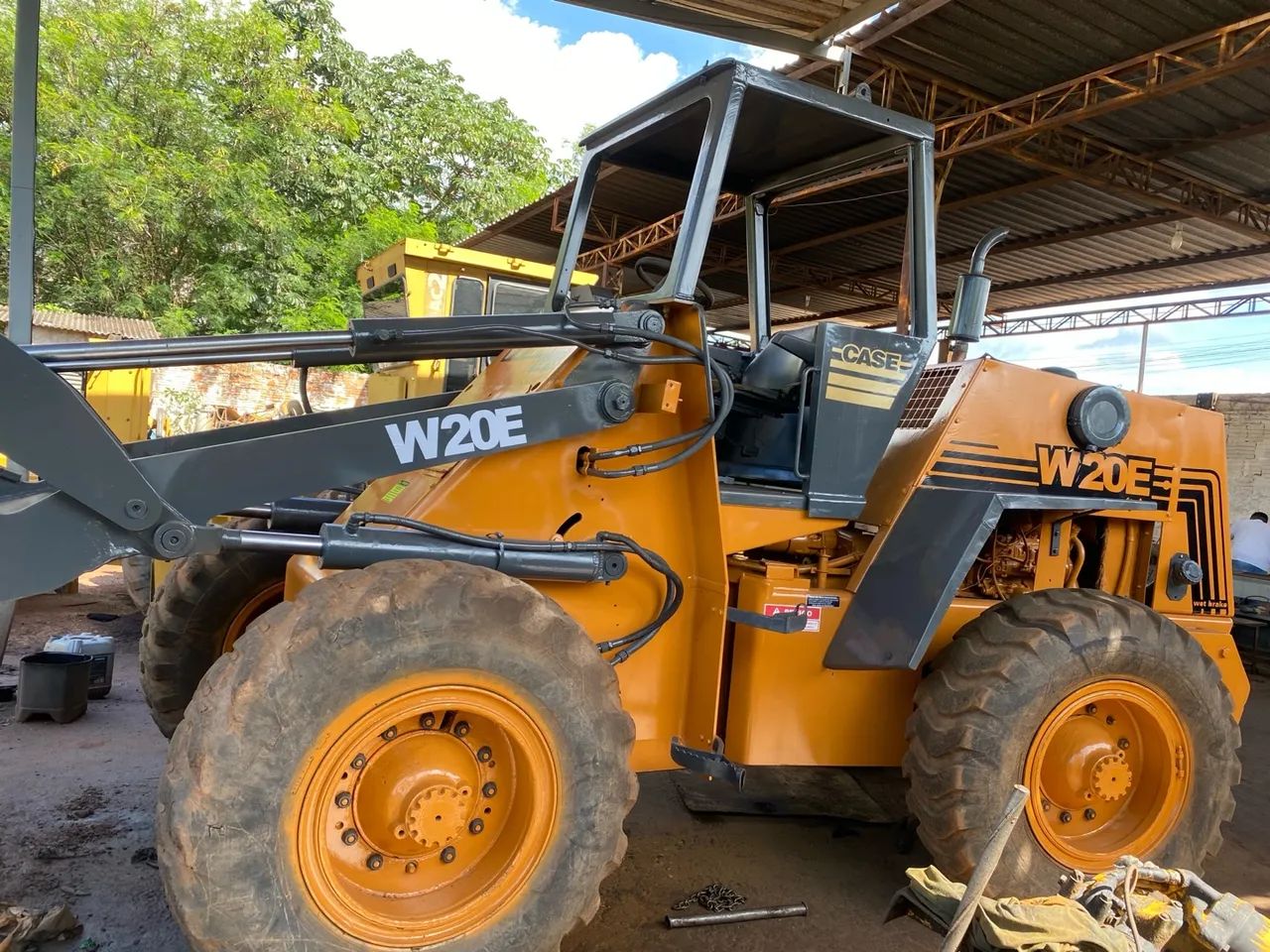 Pá Carregadeira  CASE W20E ano 1996 - Foto 4