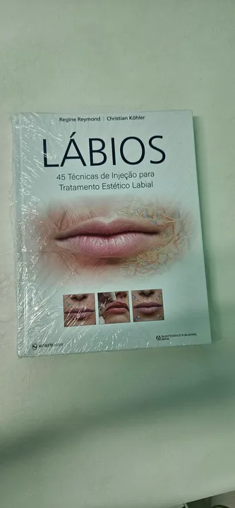 LACRADO Livro Lábios - 45 técnicas - Regine Reymond<br>Christian Köhler