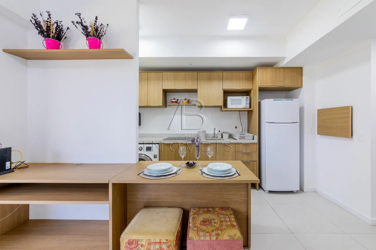 1 suíte semimobiliado no Bairro Boa Vista