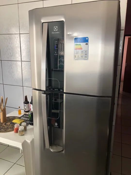 Geladeira Electrolux inox 