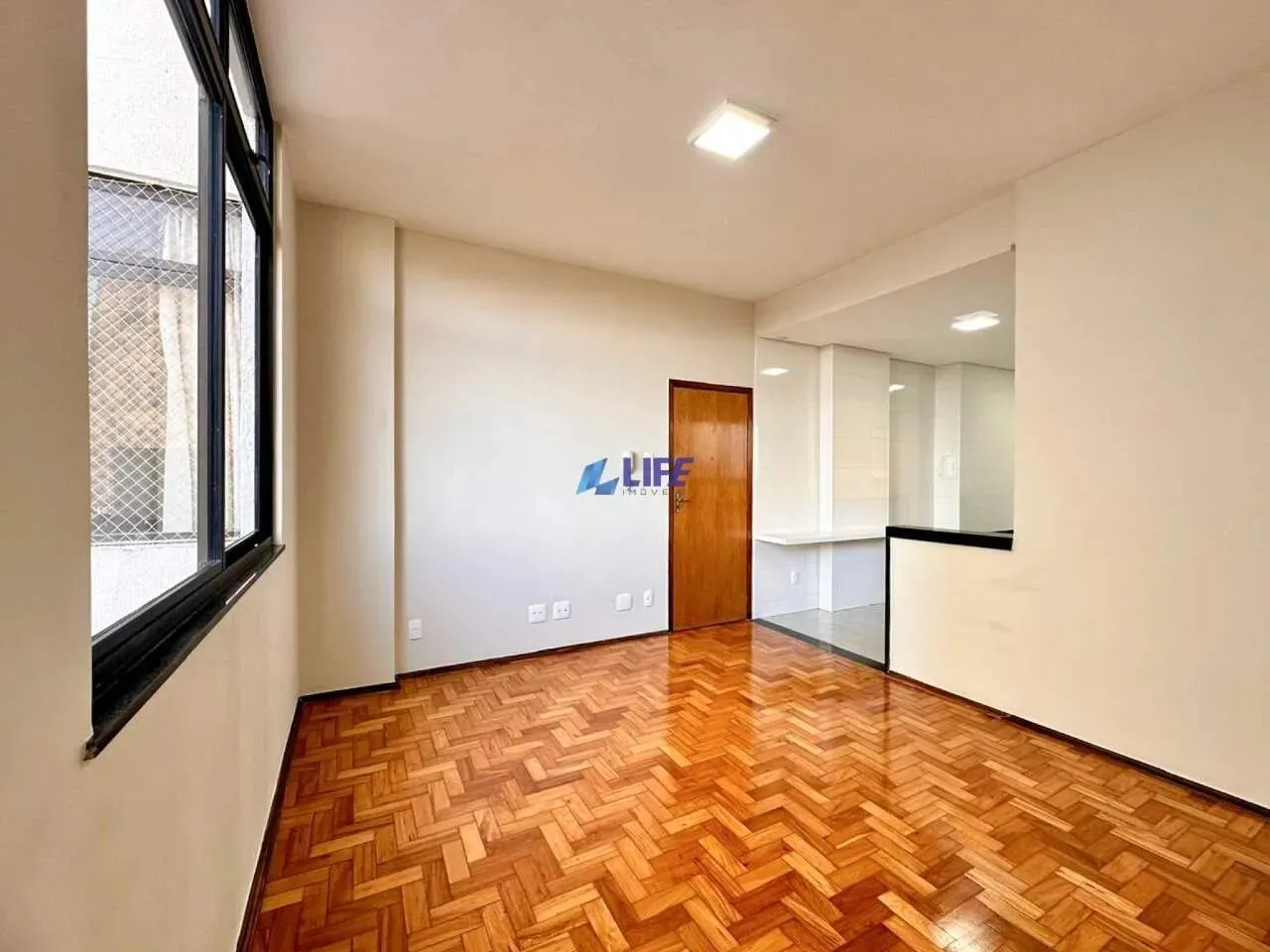 Edifício Solimões: Apartamento de 01 quarto para locação no Centro de BH.