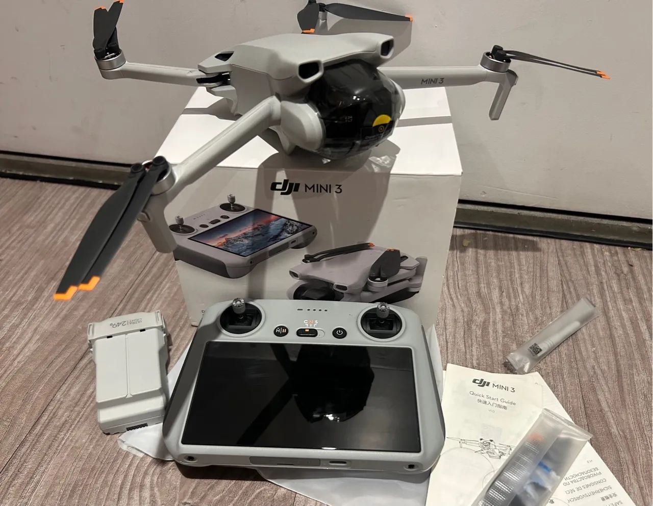 Drone DJI Mini 3 com controle RC tela de 6.7 polegadas nota e garantia  - Foto 5