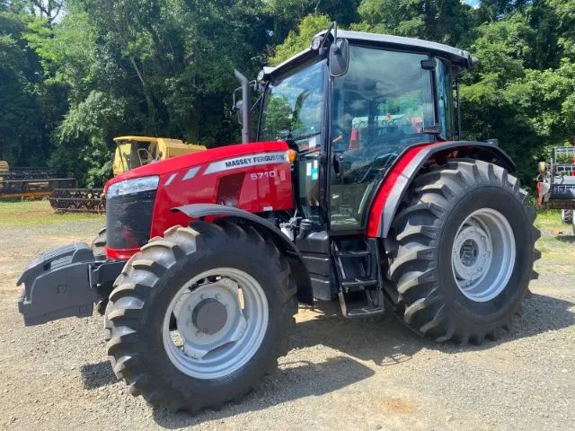 Trator Massey Ferguson - MF 5710. Fabricação 2024