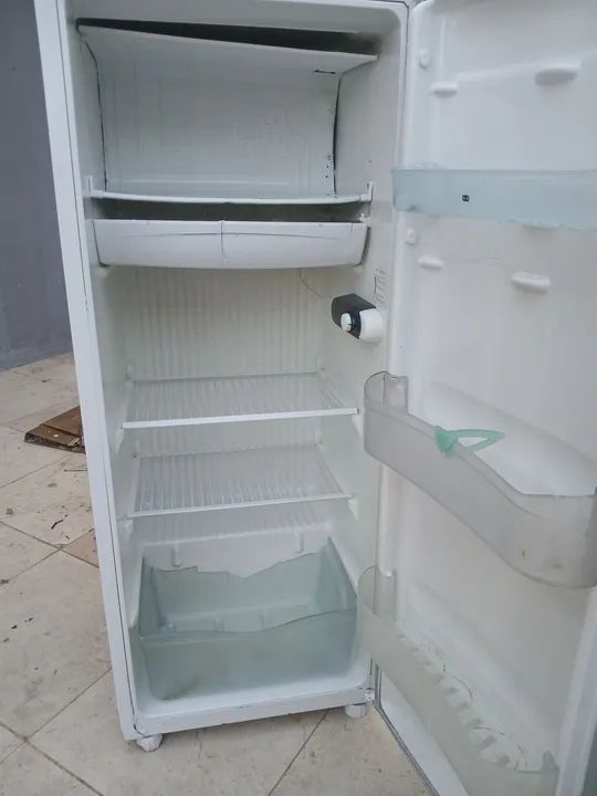 Geladeira cônsul Gelando ENTREGO  - Foto 3