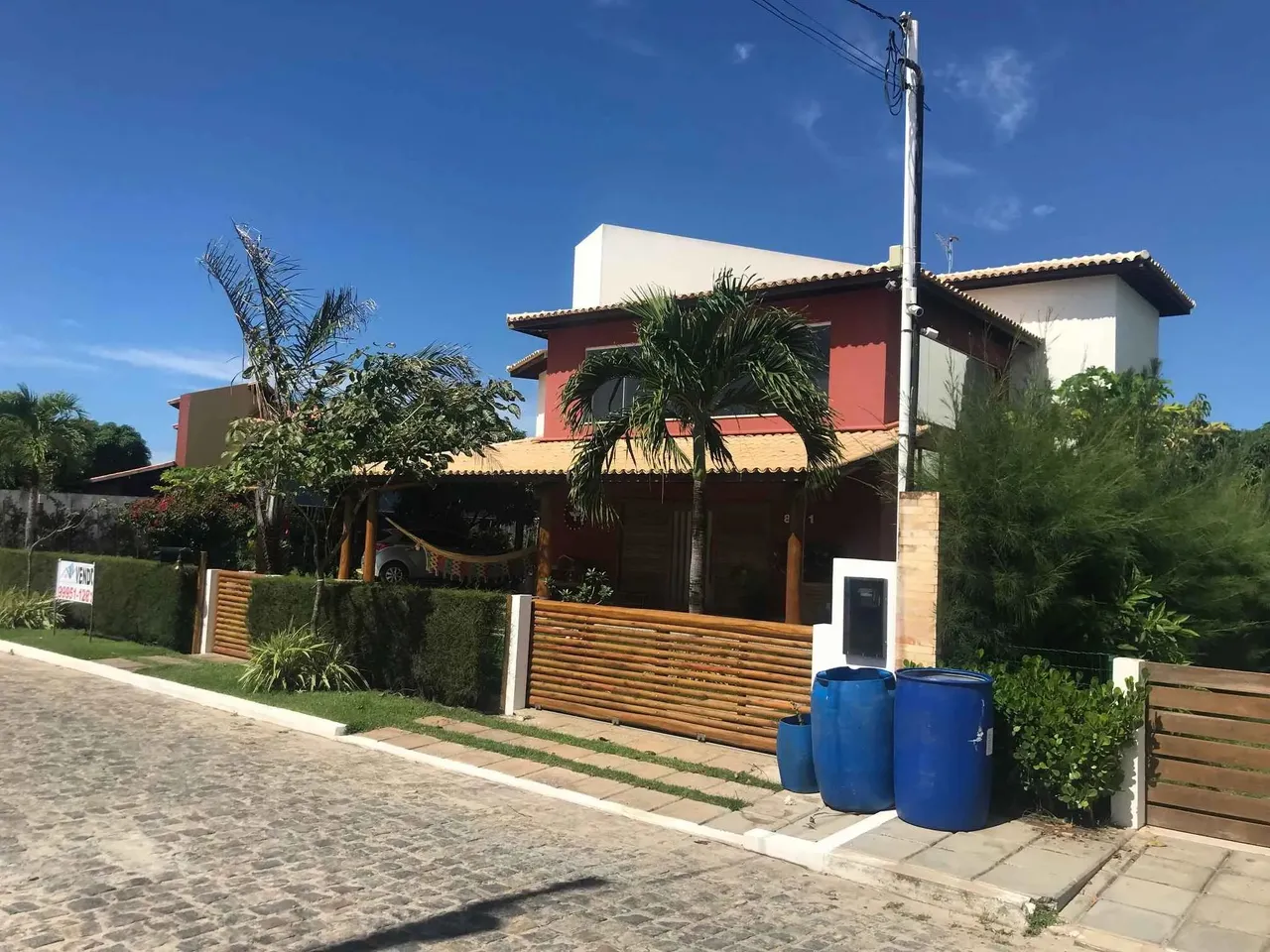 Belíssima casa para locação no Condomínio Morada do Rio!