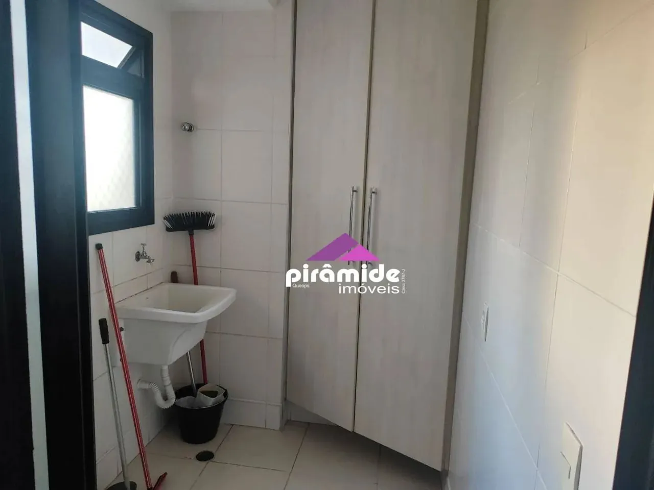 Apartamento com 3 dormitórios para alugar, 96 m² por R$ 6.384,00/mês - Vila Adyana - São J