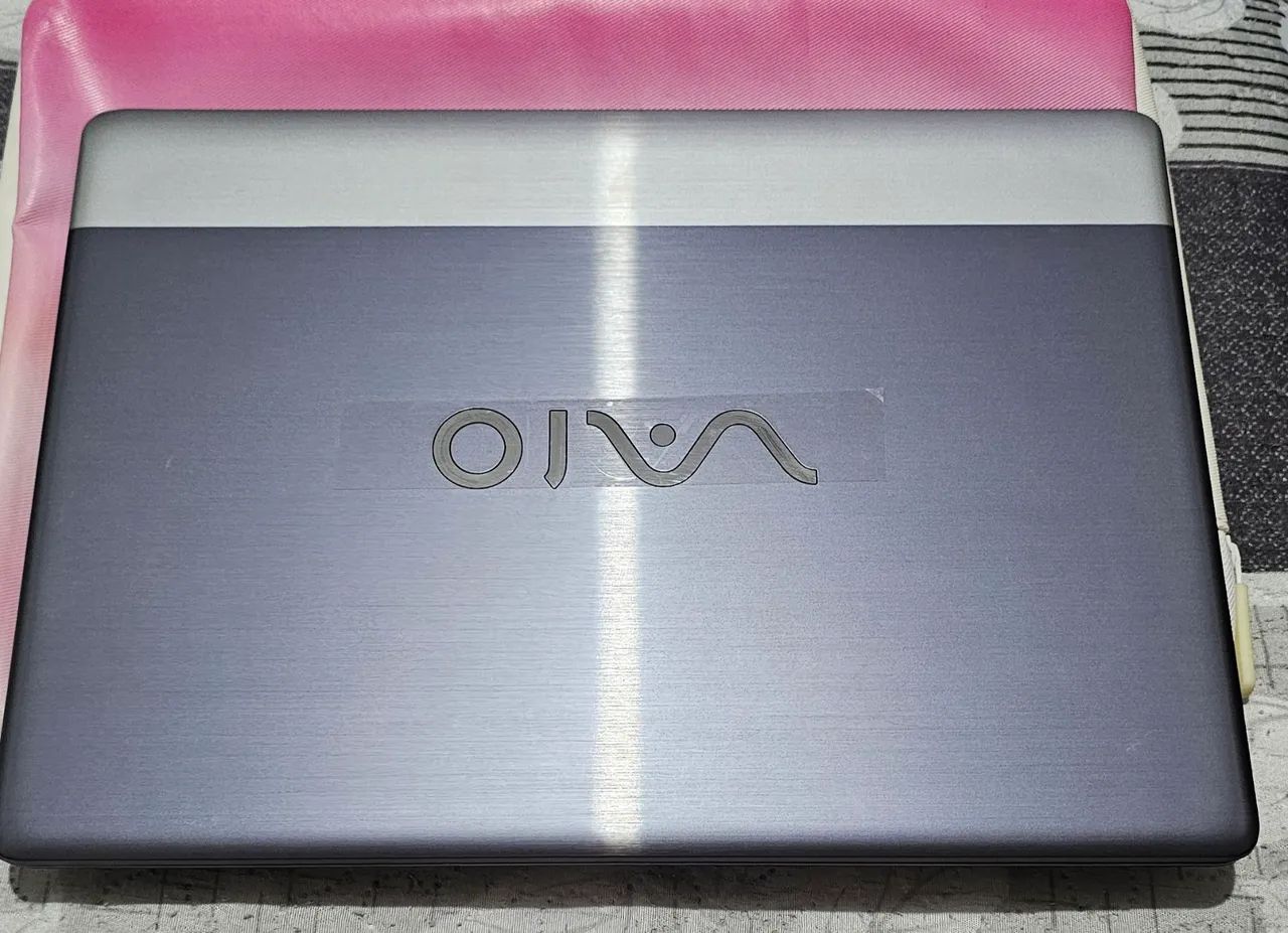 Notebook VAIO i3 4Gb. - Foto 3