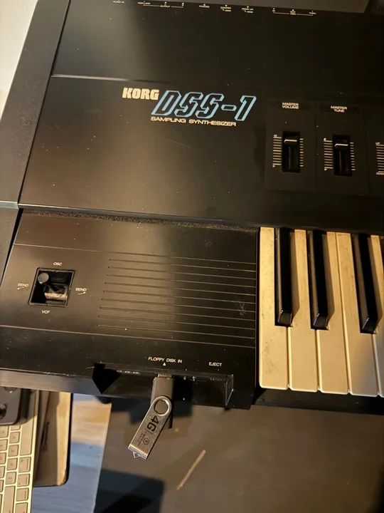 Teclado KORG DSS 1- Ótimo estado! 1984 promoção - Foto 4