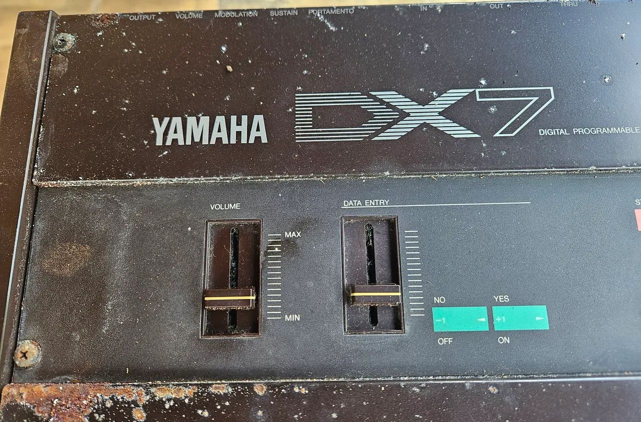 Teclado Yamaha Dx7. - Foto 4