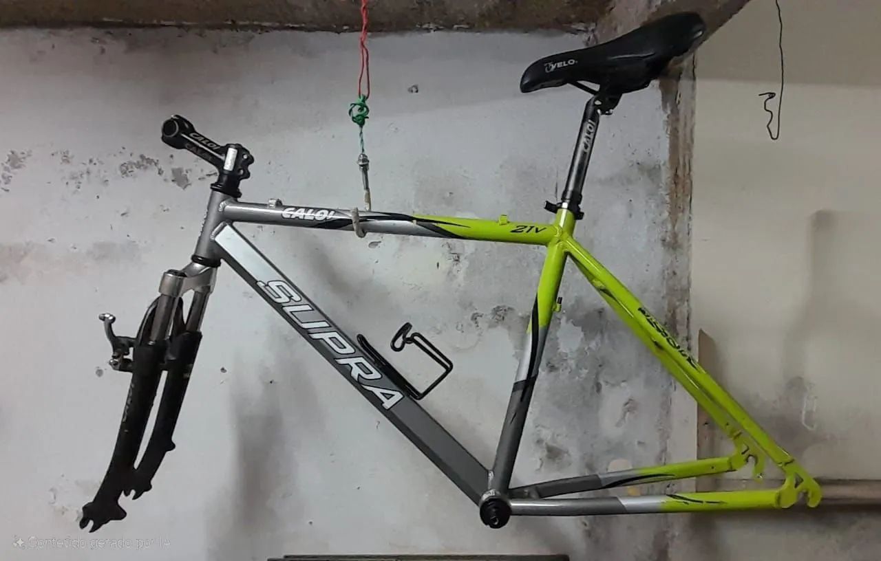 Quadro de Alumínio e garfo Caloi