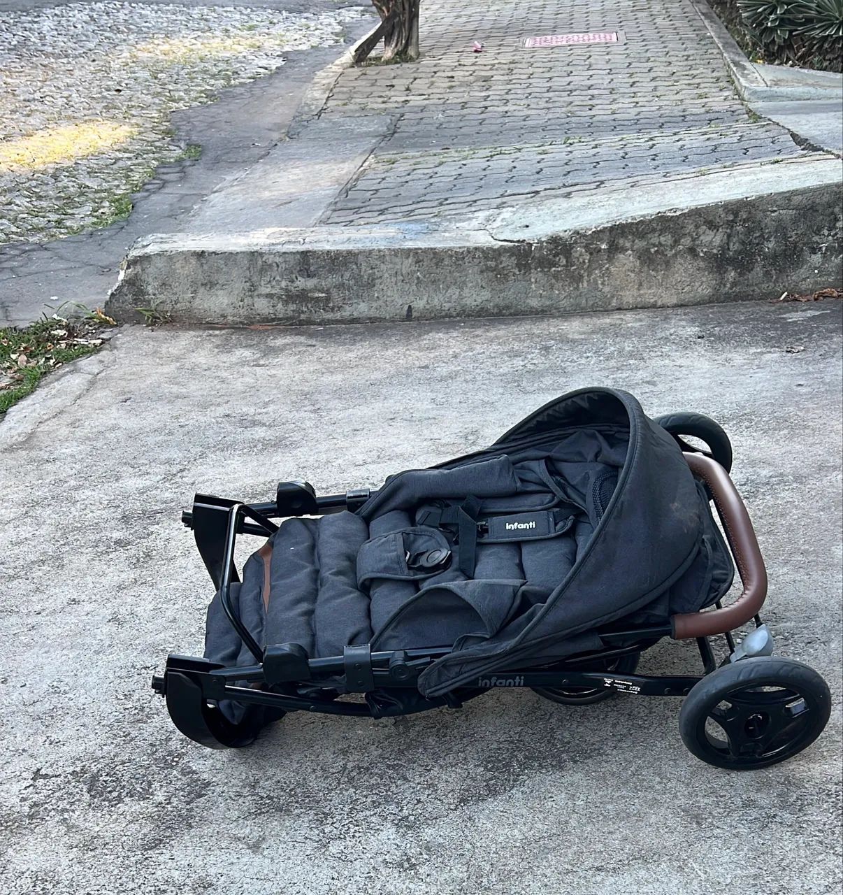 Carrinho de bebê Infanti  - Foto 6