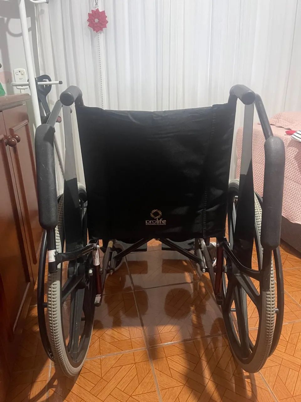 Cadeira de Rodas - Foto 4
