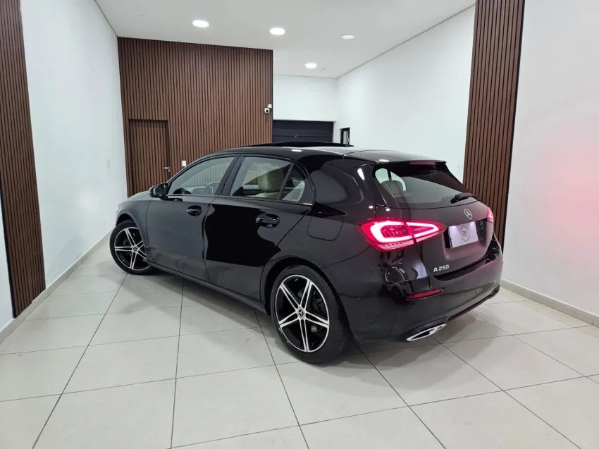 Mercedes-Benz A 250 2.0 CGI GASOLINA VISION 7G-DCT - Foto 3
