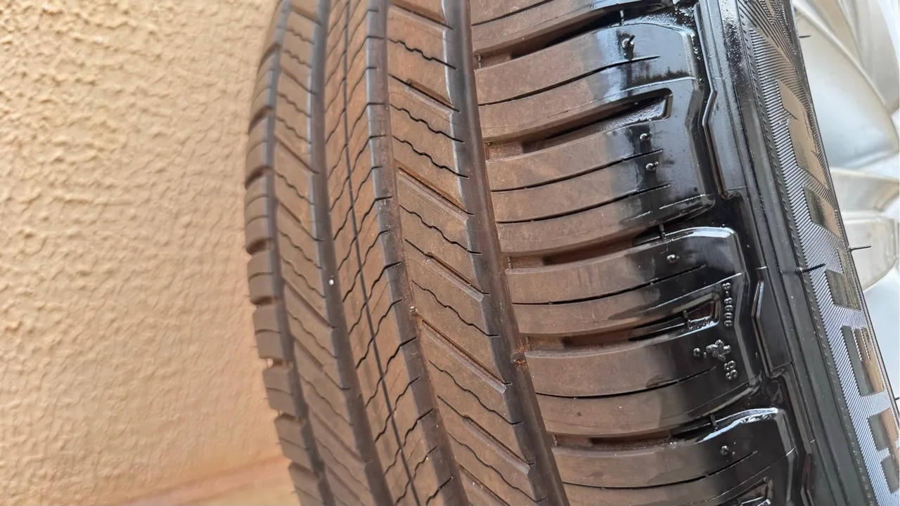 Roda Aro 18 255/60 Amarok