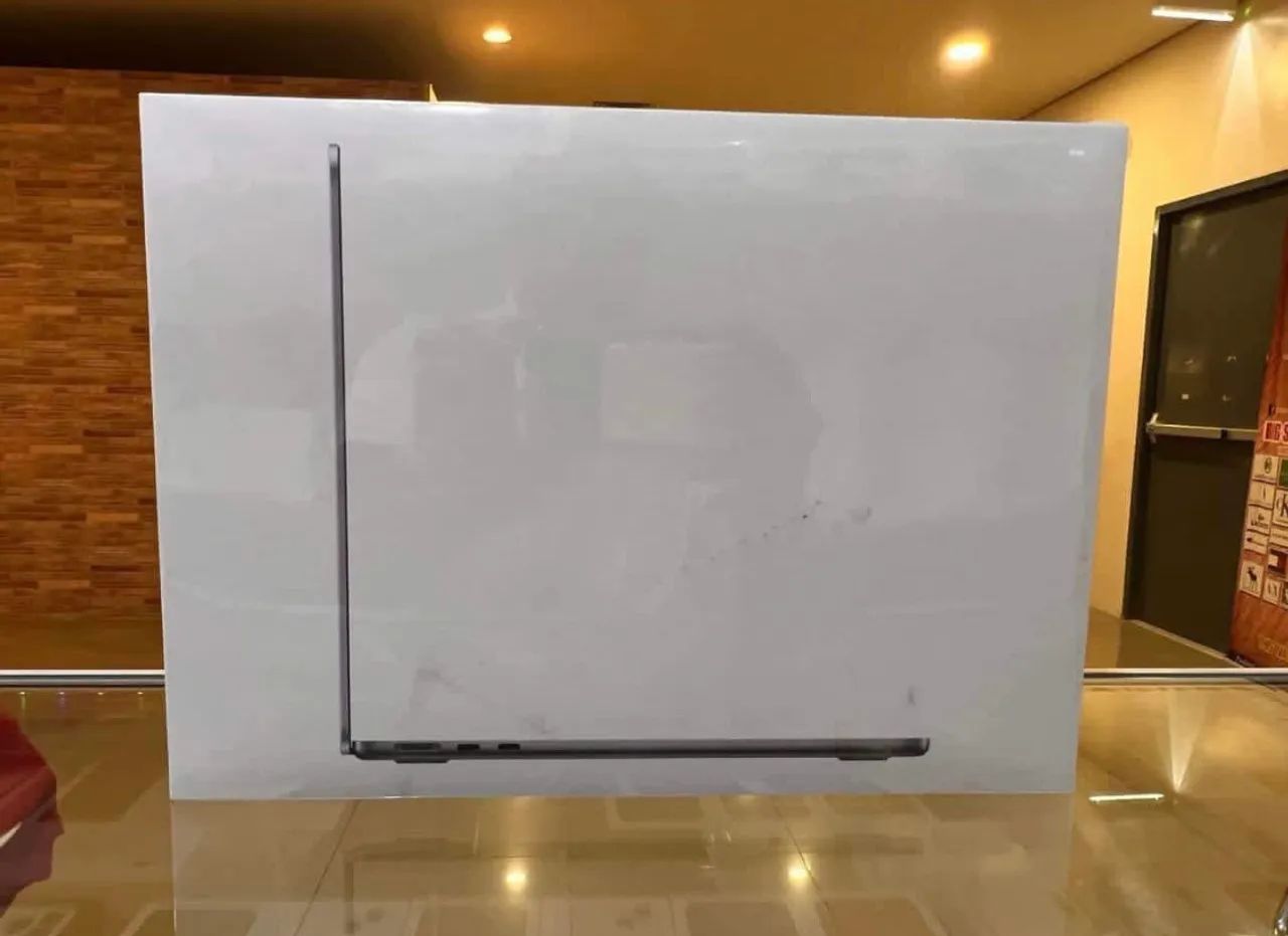 MacBook Air M4 13.6 2025 16GB/ 512SSD