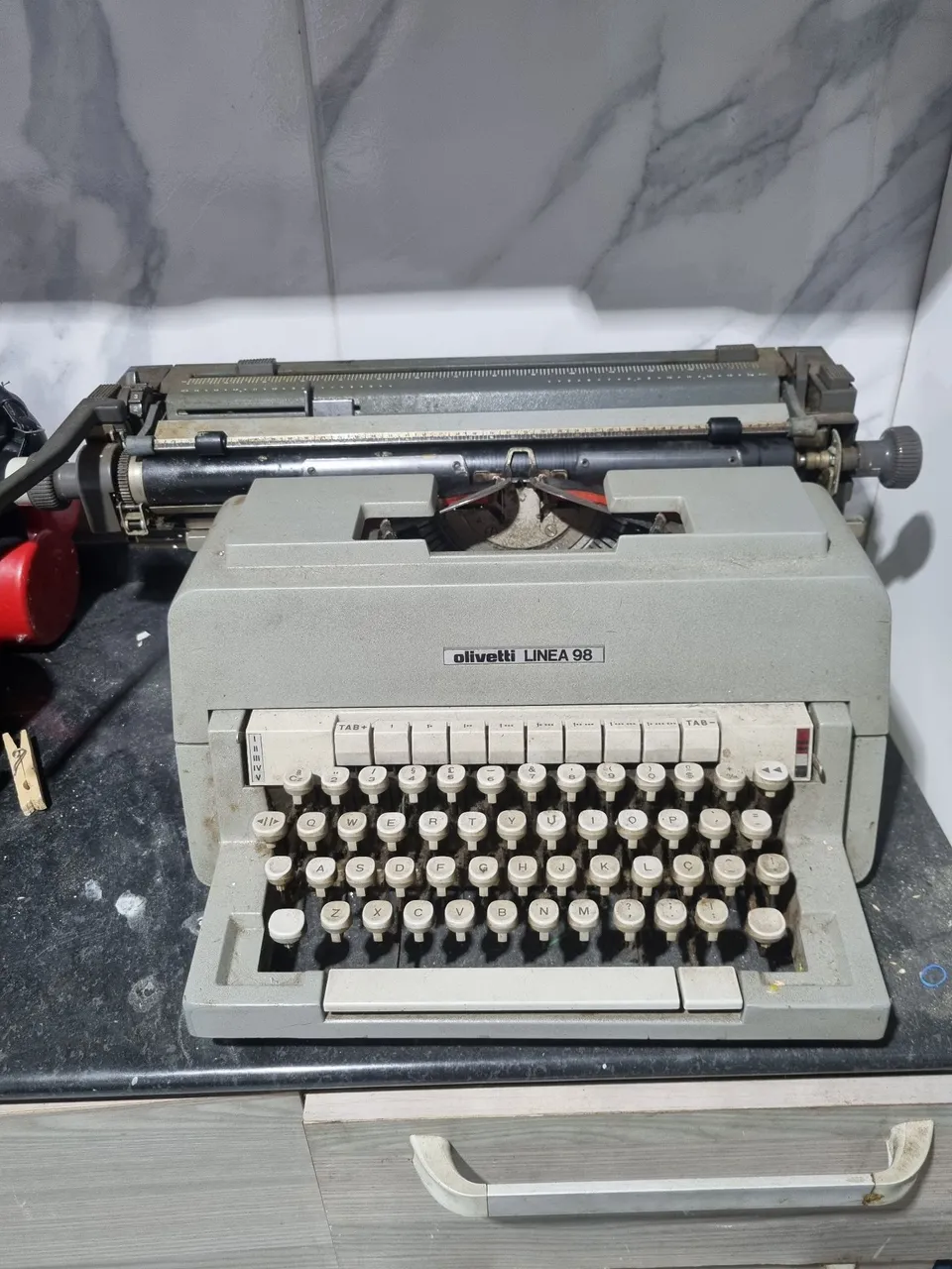 Máquina de escrever Olivetti Linea 98