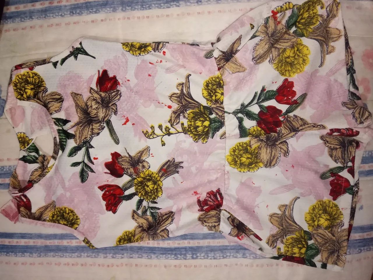 Macacão Floral Infantil com laços nas costas - Foto 3