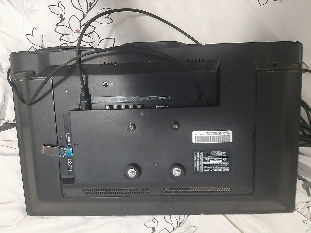 TV Semp LCD - Foto 2