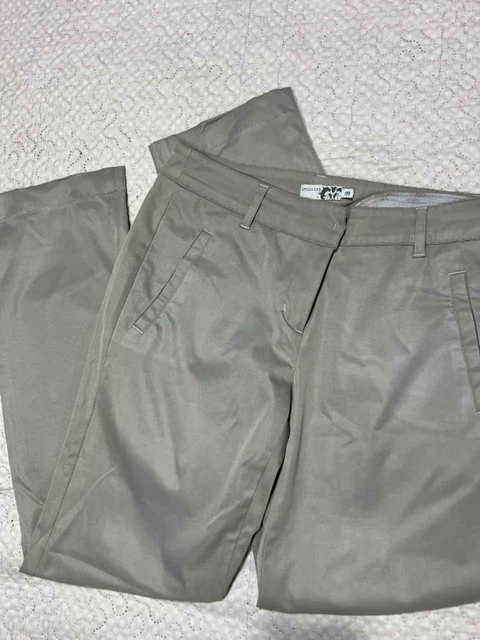 Calça social feminina