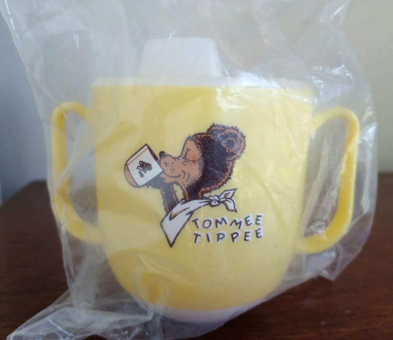 Copo bebê Tommee Tippee antigo (cada) - Foto 4