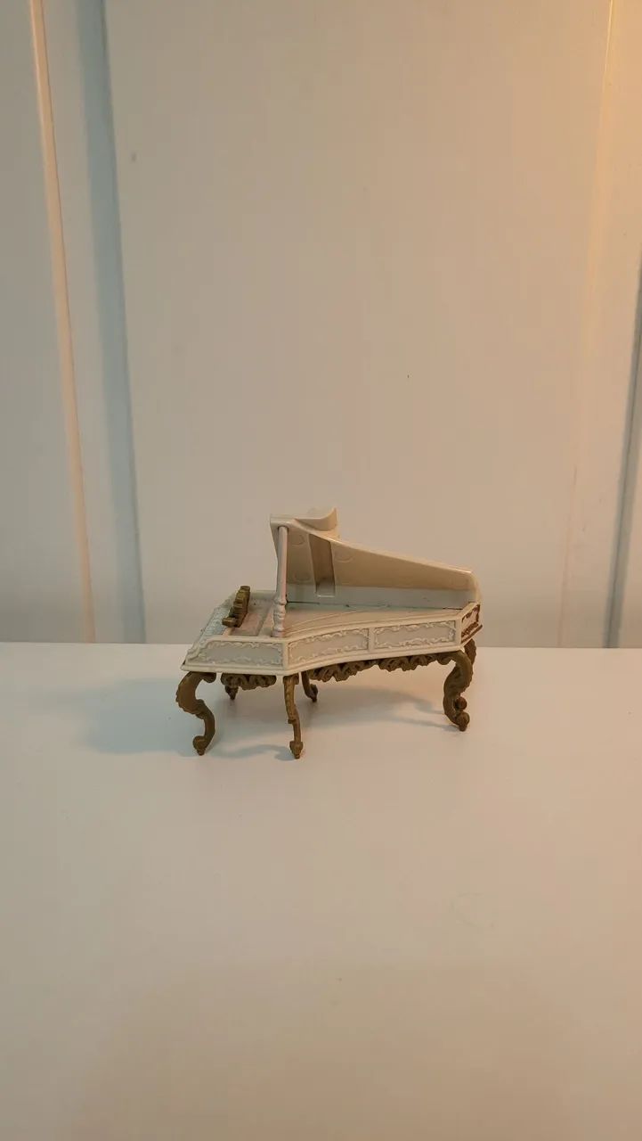 Coleção Beauty and the Beast - Figuras e miniaturas - Foto 4
