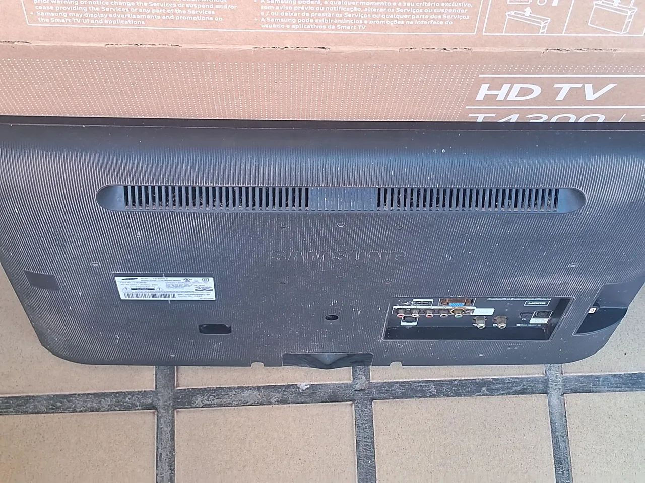 Televisão 27 polegadas Defeituosa (leia descrição) - Foto 5