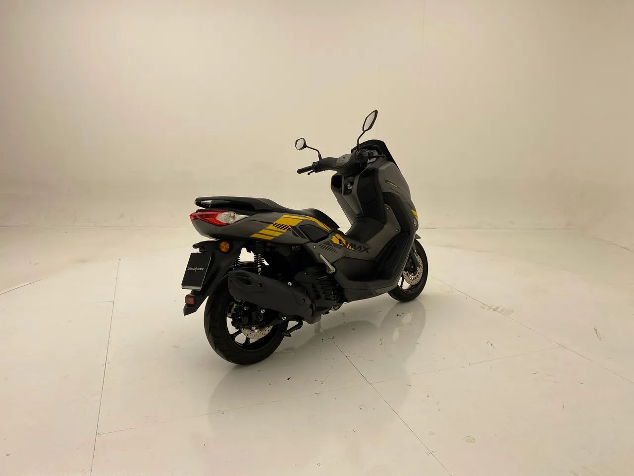 Yamaha NMax 160 cc  - Foto 6