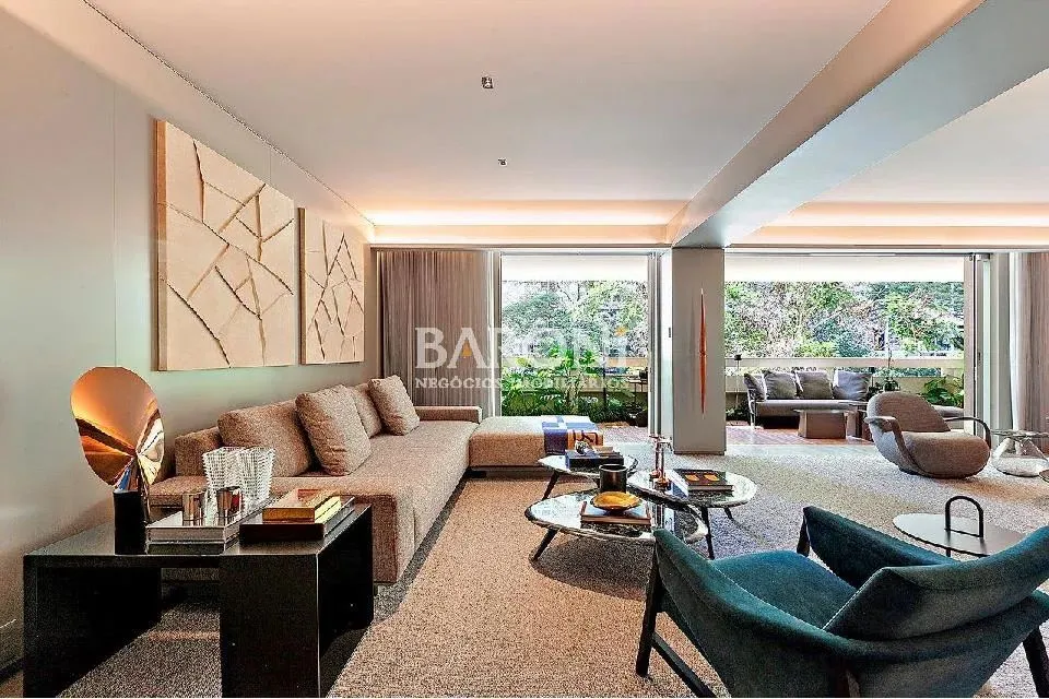 Baroni Imóveis, imobiliária em Moema, especializada em compra e venda de imóveis residenci