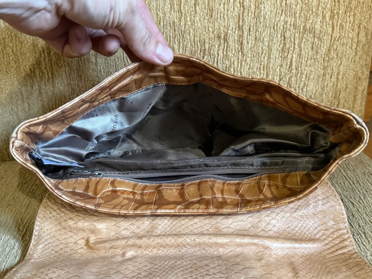 Bolsa VIA UNO em camurça e nobuk  - Foto 2