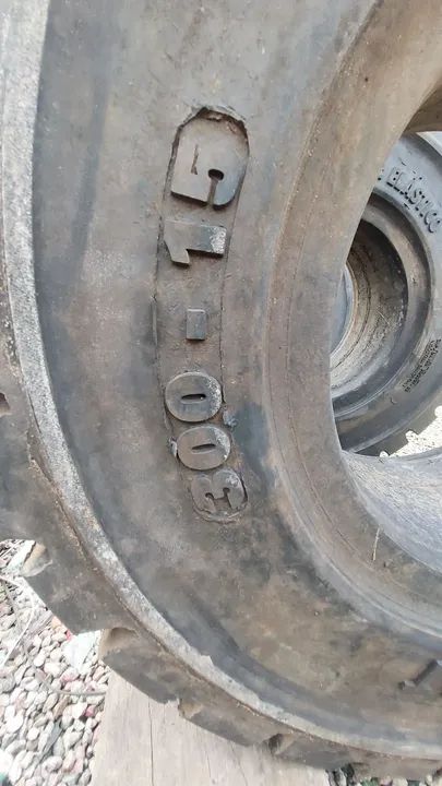 Pneu maciço para empilhadeira e maquinas - Foto 2