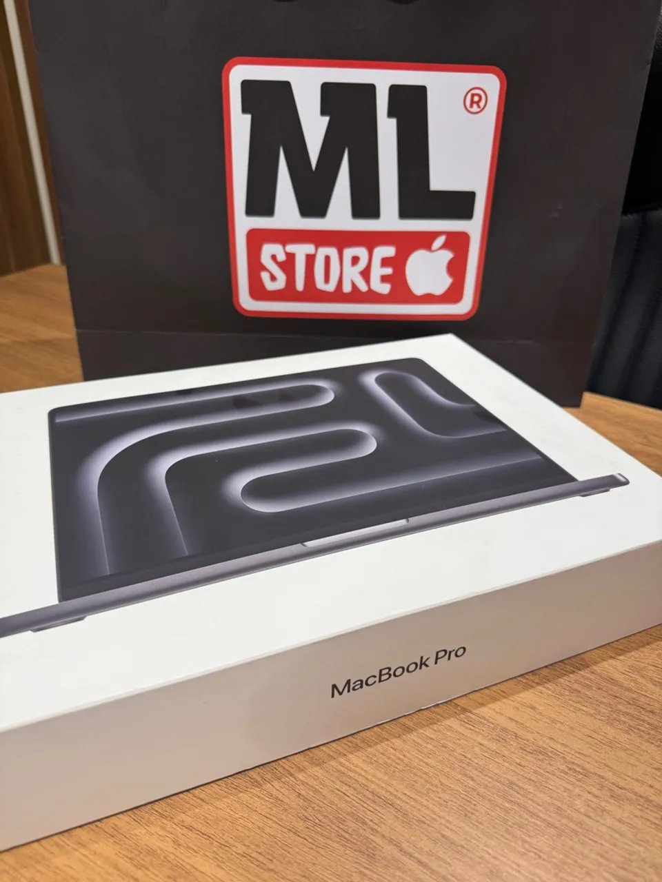 MacBook Pro M4 Pro 14" 24/512GB - Novo!