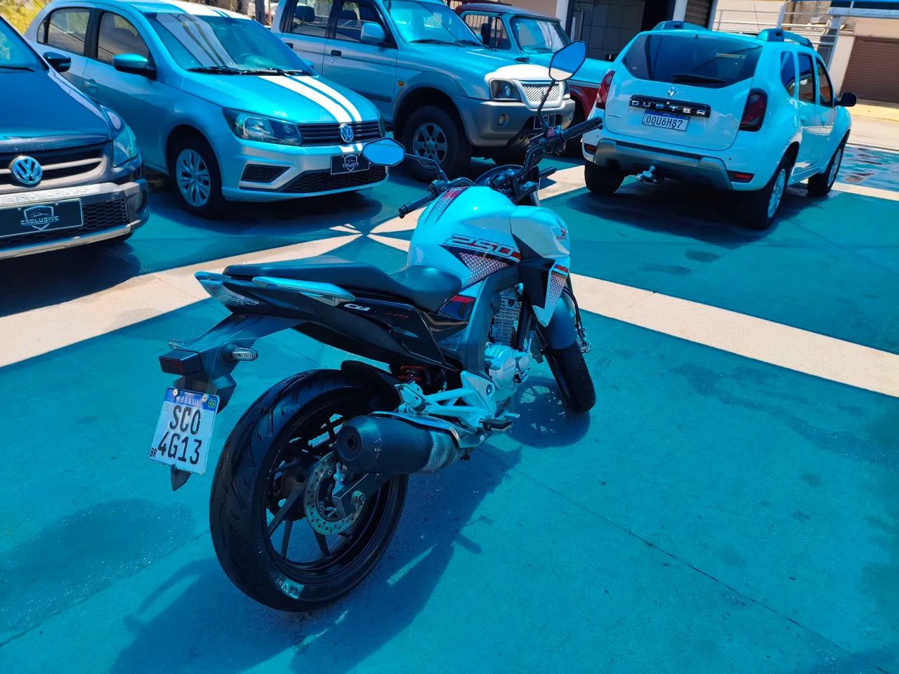 Honda CB Twister 250F branca 2022 - Foto 9