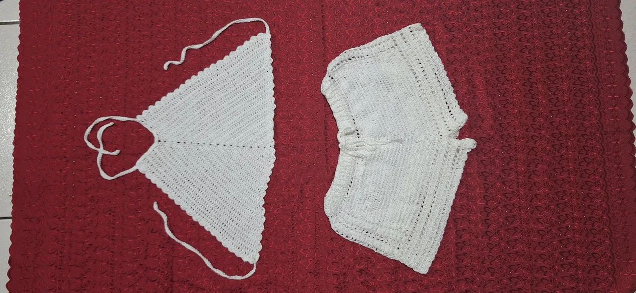 Conjunto de crochê branco - Novo, nunca usado.