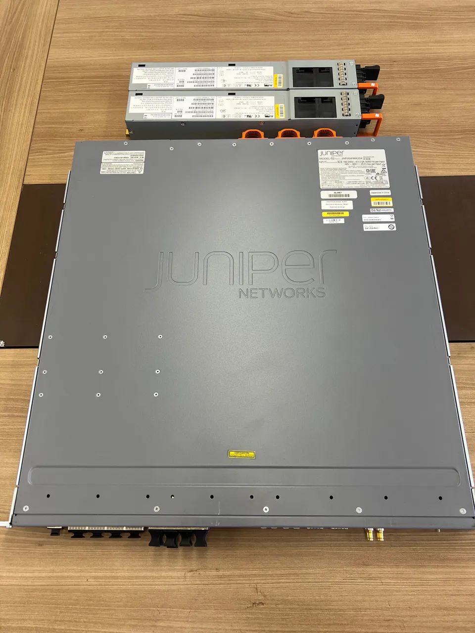 Roteador de Borda Juniper MX204 DC