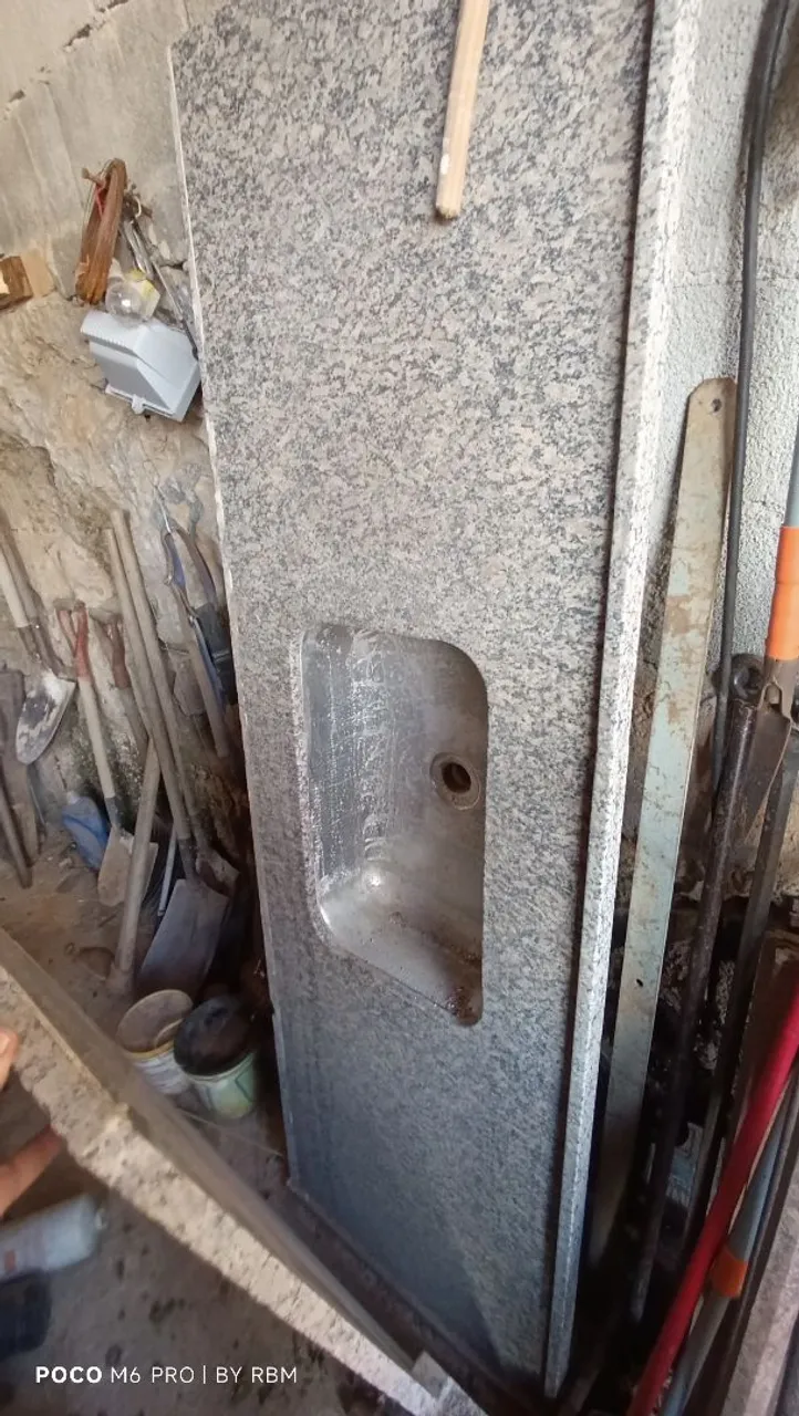 Pias de Granito com cuba inox