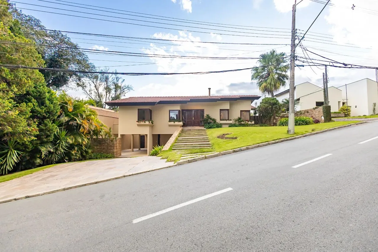 Casa com 4 dormitórios para alugar, 550 m² por R$ 12.400/mês - São Lourenço - Curitiba/PR