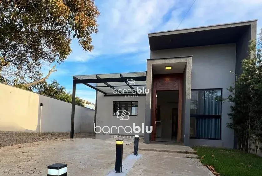 Casa com piscina, 3 quartos (1 suíte) 83,00m², bairro Quinta dos Açorianos - Barra Velha/S