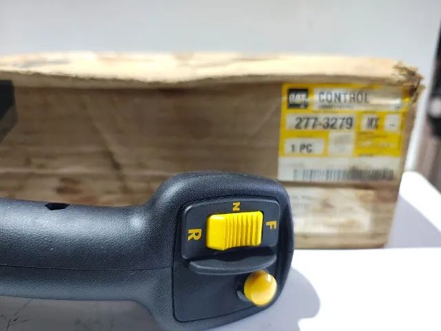 Grupo de controle da alavanca CAT 966H 962H 950H 972H p/n 277-3279 - Foto 2